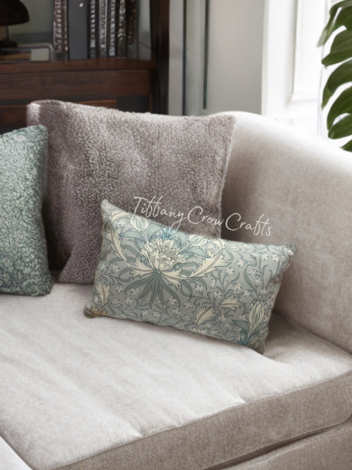 VINTAGE BOTANICAL SKETCH LUMBAR CUSHION