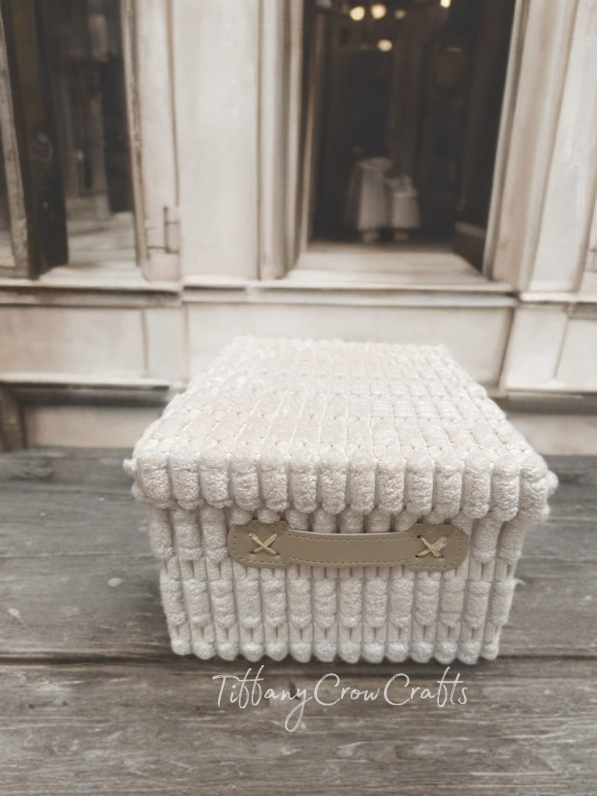 COZY CORDUROY LIDDED STORAGE BOX