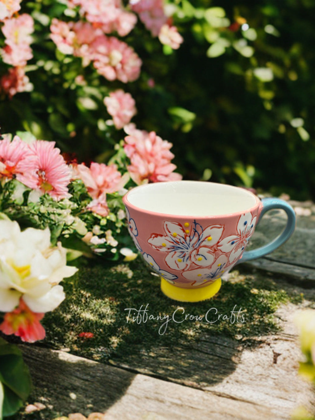 THE LADY WHISTLEDOWN GARDEN MUG