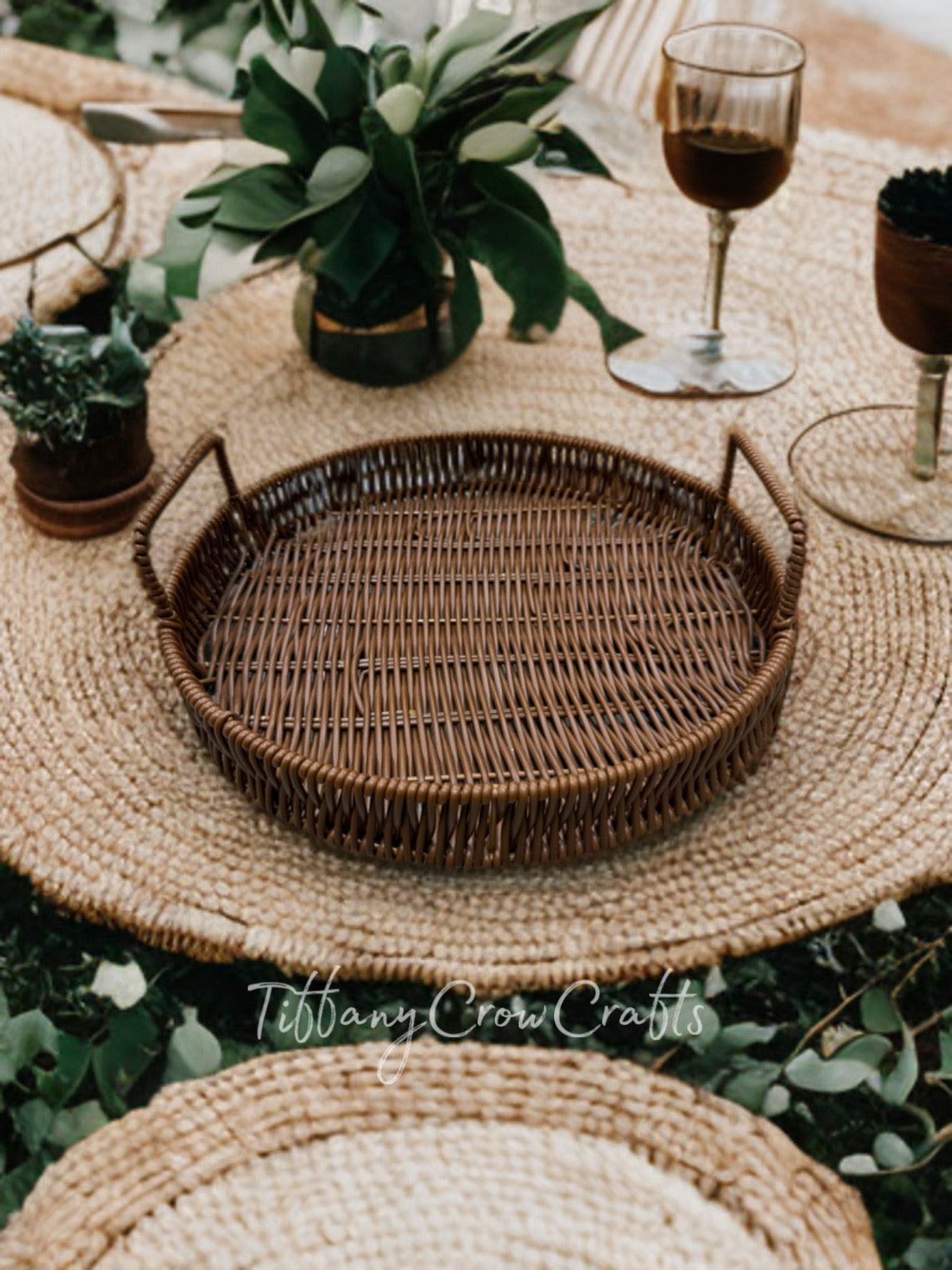 ARTISAN ROUND WILLOW SERVING TRAY (29cm)