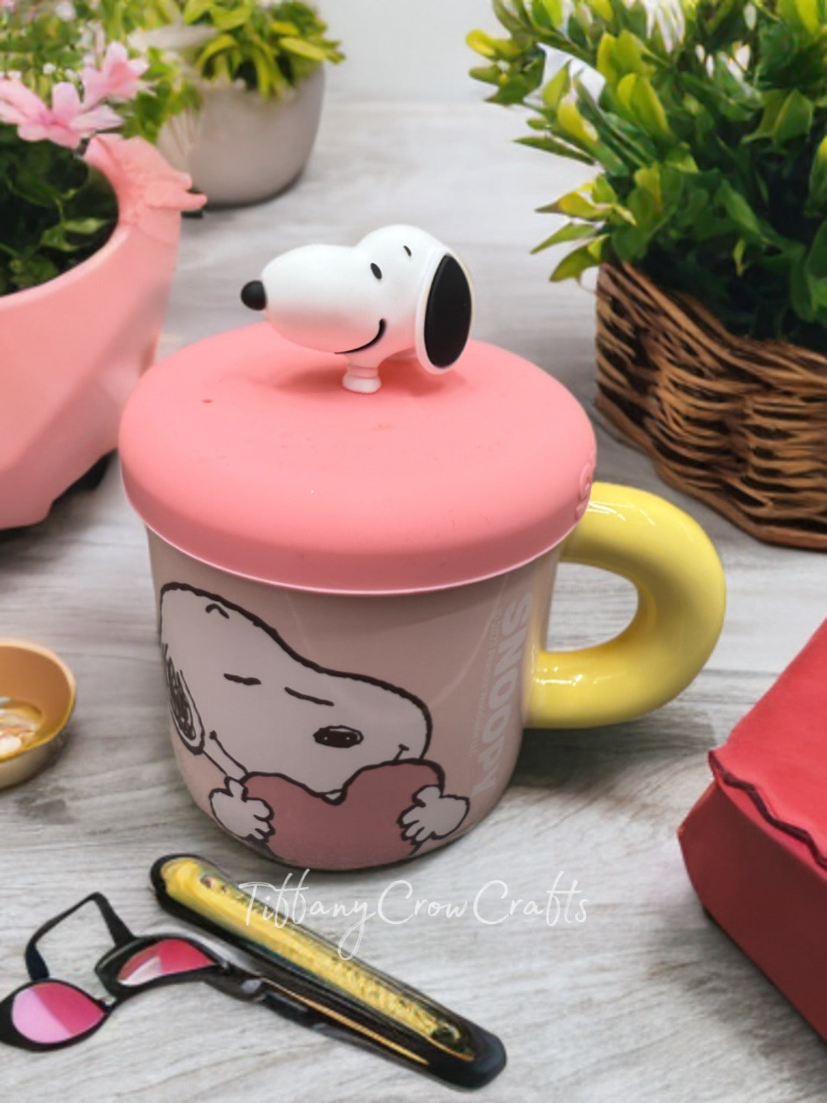 SNOOPY COLLECTOR’S CERAMIC MUG WITH 3D LID