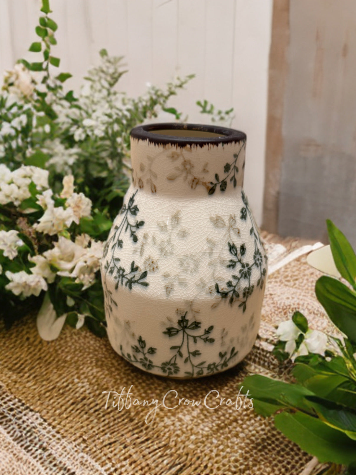 CLASSIC CHINOISERIE STYLE CRAKED VASE