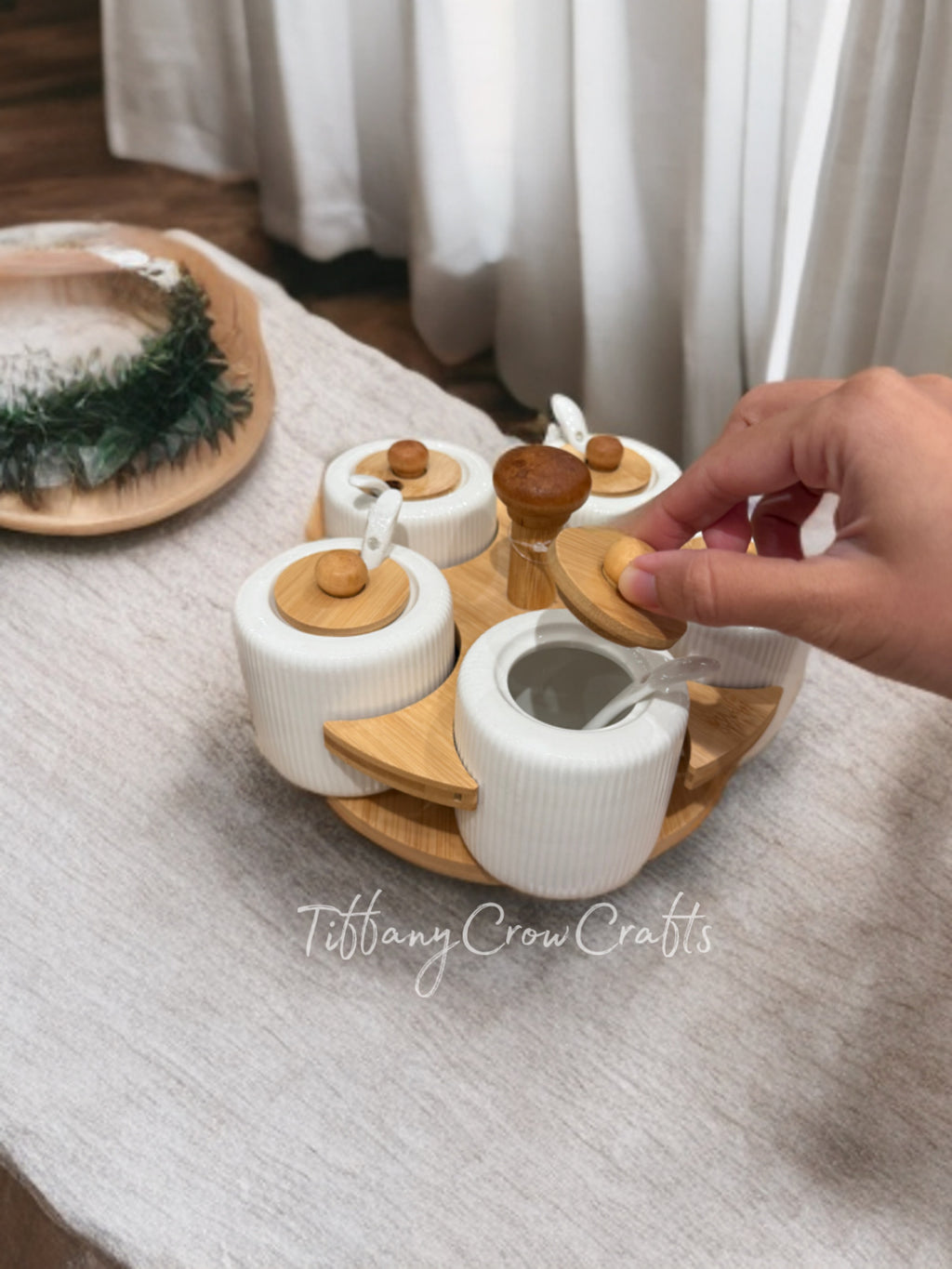 ARTISAN RIBBED CERAMIC SPICE SET ROTATING BAMBOO & PORCELAIN SEASONING