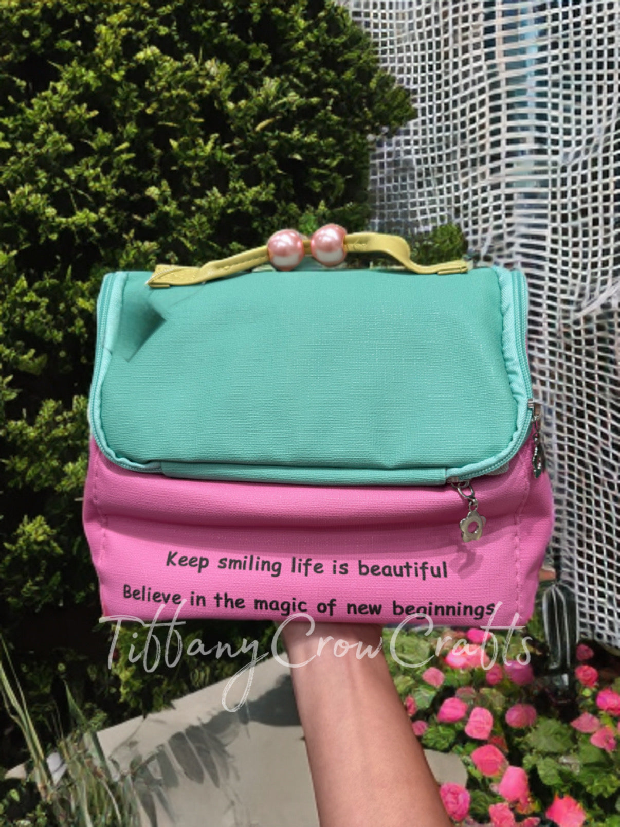 ADORABLE COLOR BLOCK LUNCH BAG