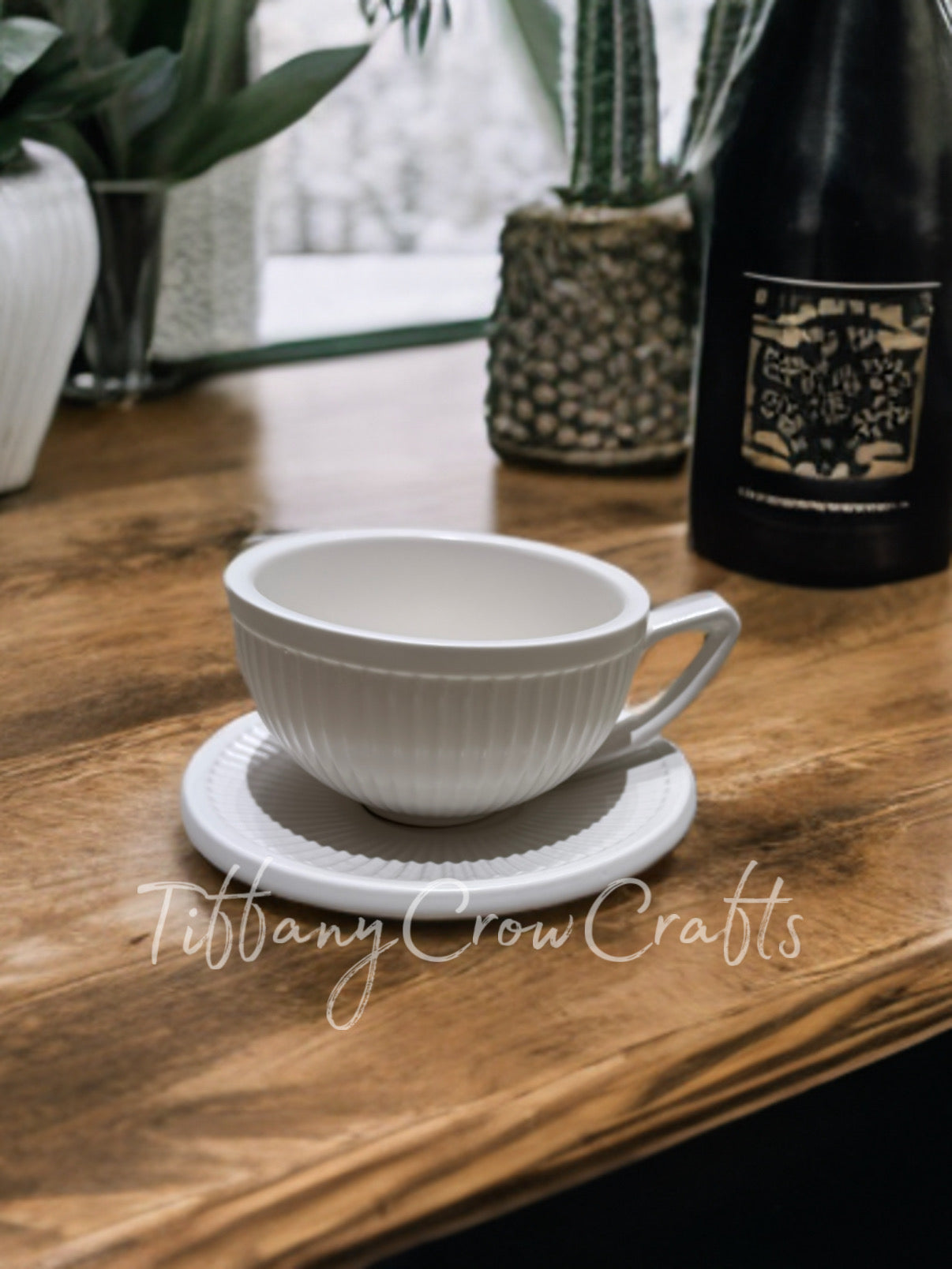 MODERN MINIMALIST CUP & SAUCER