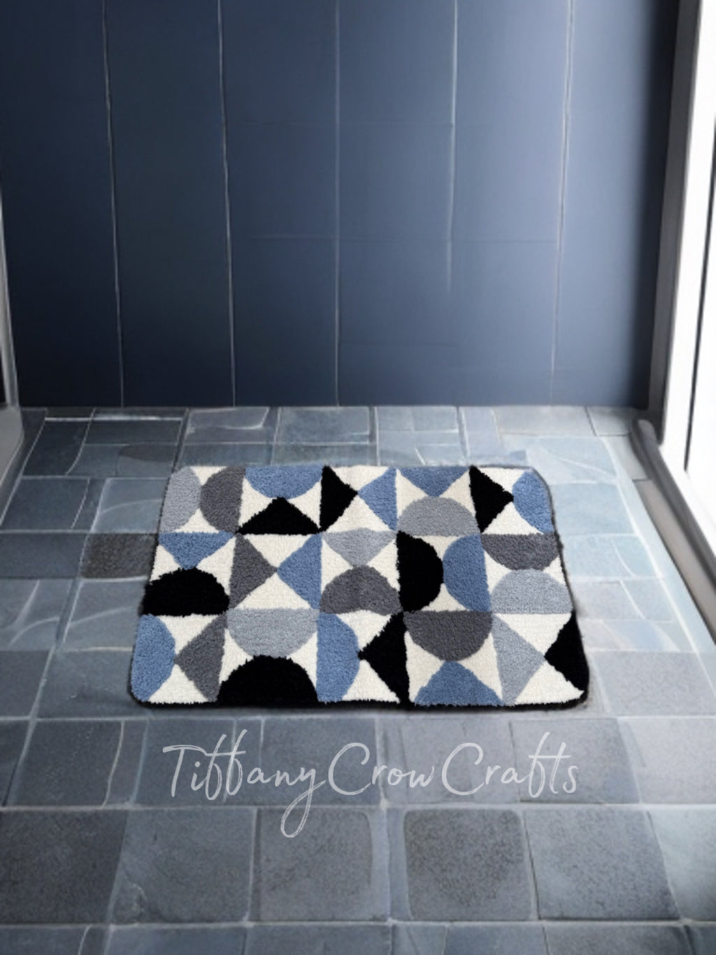 MODERN GEOMETRIC BATHROOM RUG