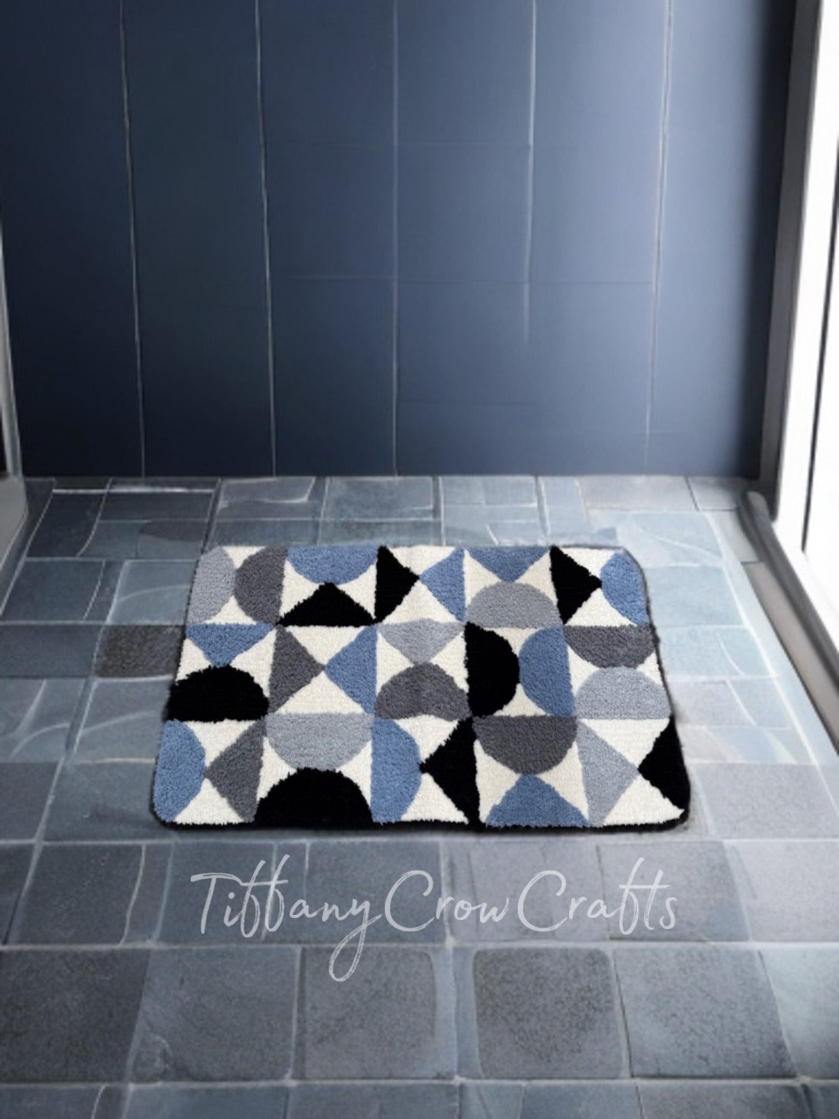MODERN GEOMETRIC BATHROOM RUG