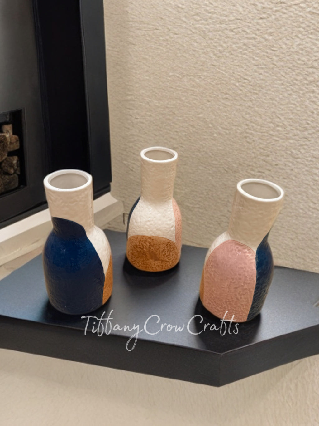 MID-CENTURY MODERN TRIPLE-TONE CERAMIC VASE