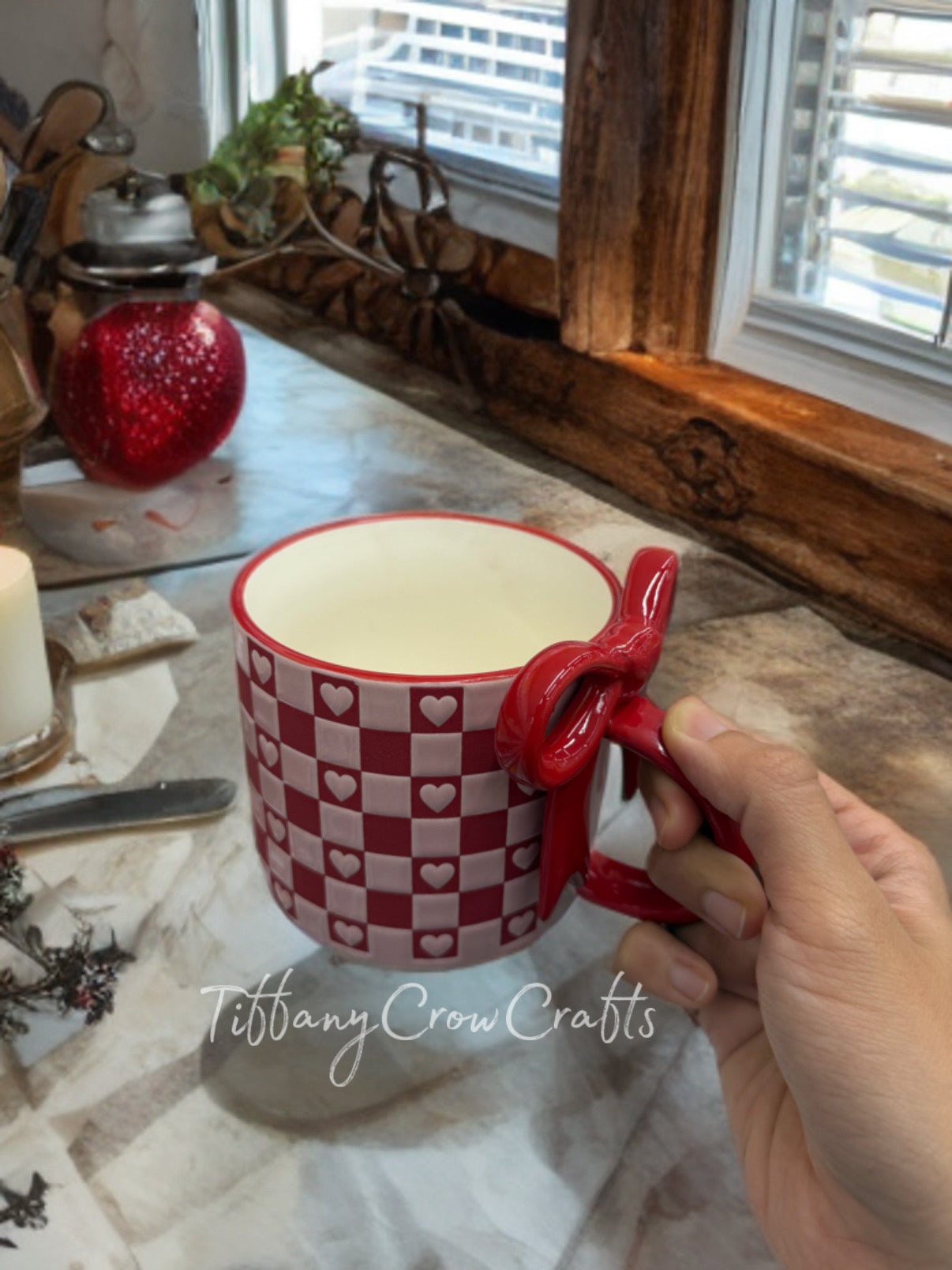 “LOVE LETTER” CHECKERBOARD BOW MUG
