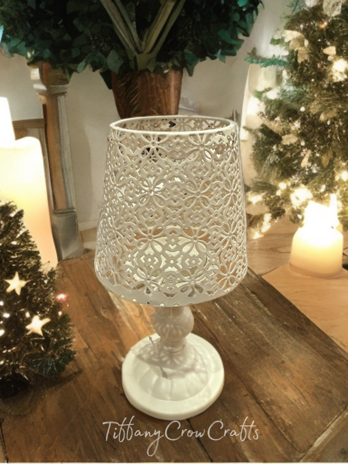 VINTAGE CHARM FILIGREE VOTIVE STAND