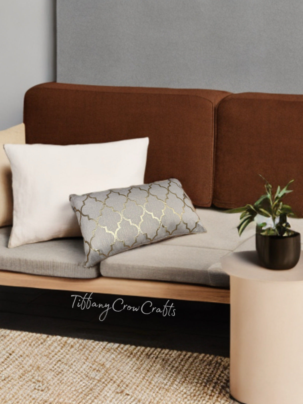 LUXE METALLIC TRELLIS LUMBER PILLOW