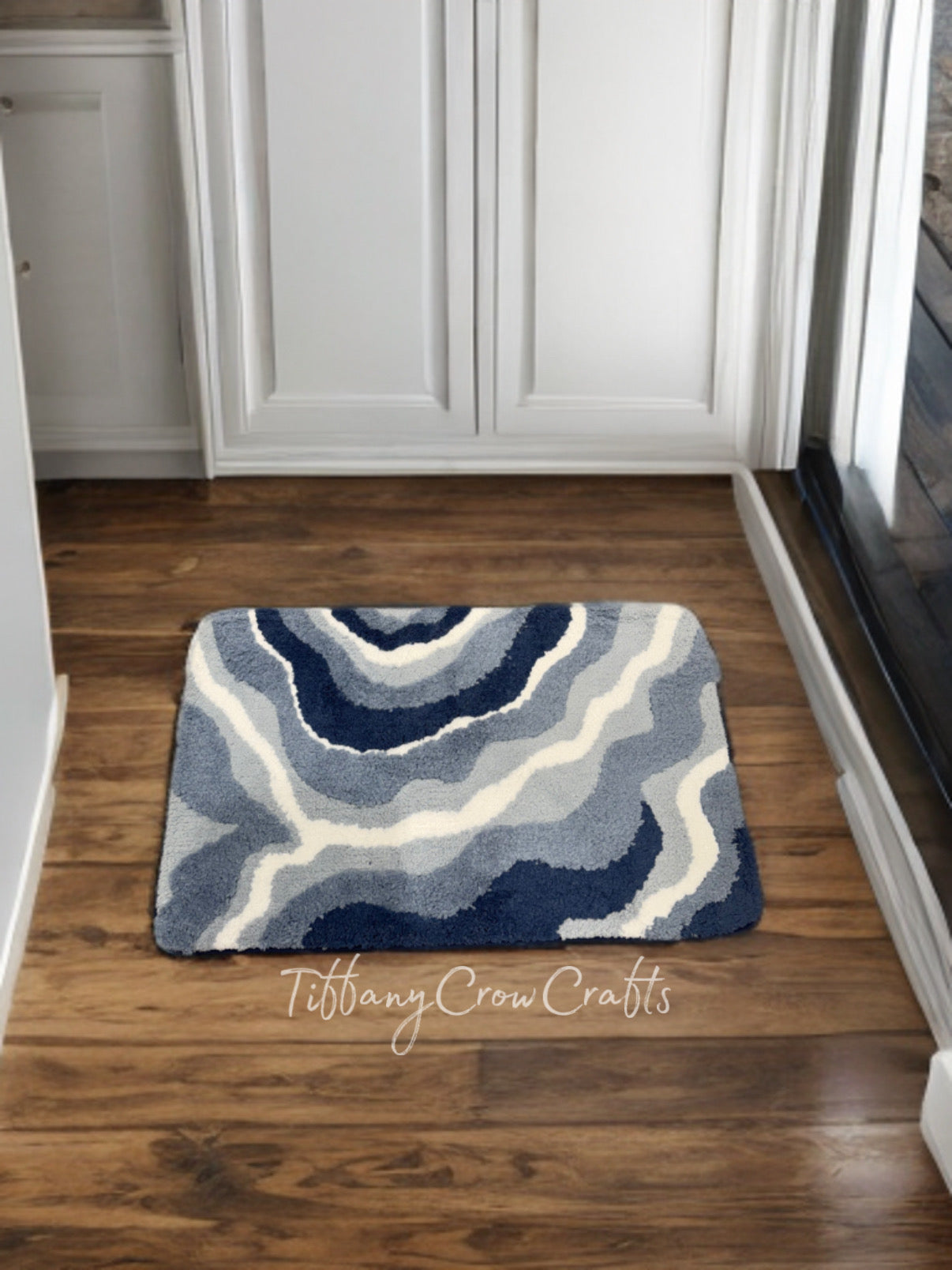 OCEANIC TIDE ULTRA-PLUSH CONTOURED BATH MAT