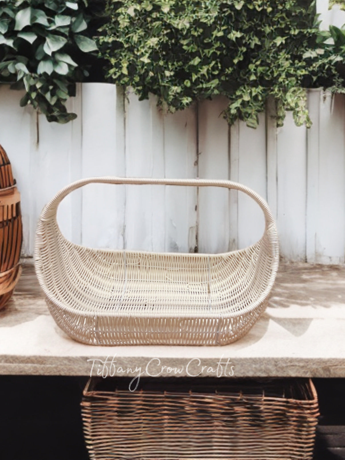 MODERN HANDWOVEN RATTAN BASKET - ECO- LUXE DECORATIVE