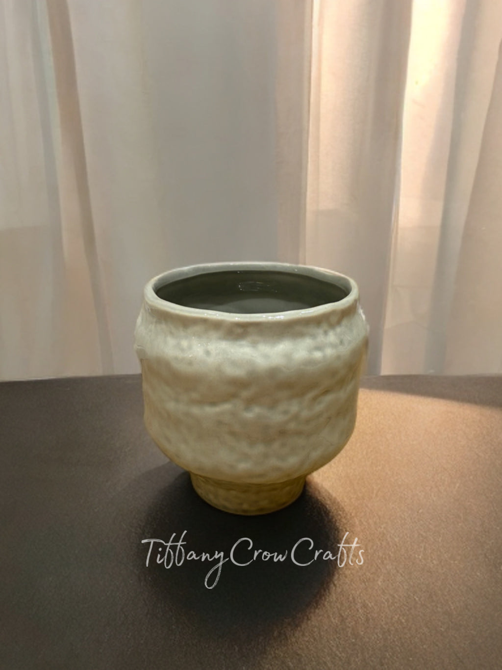 THE SCULPTURAL CRINKLE VASE