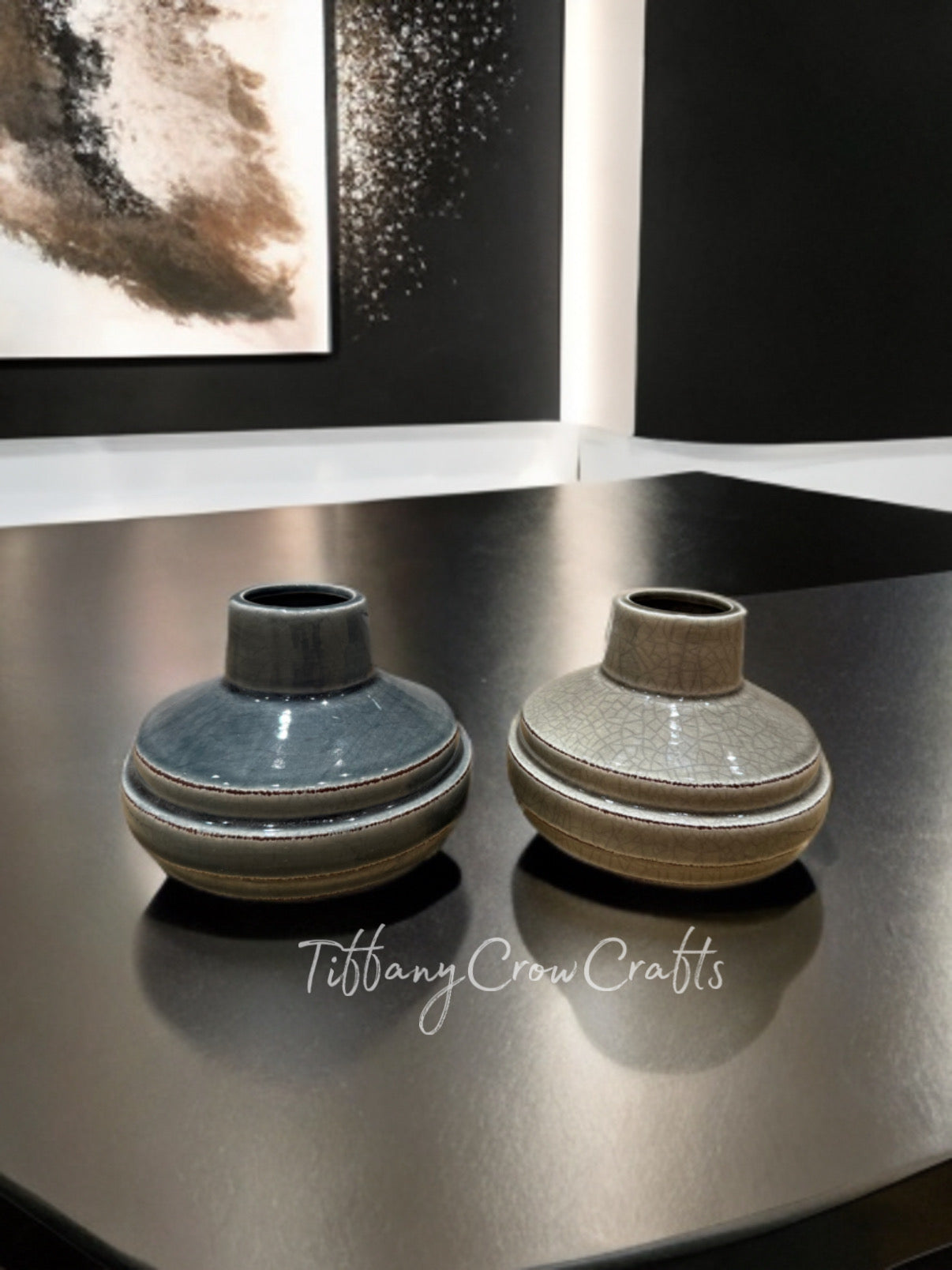MODERN DISC BUD VASE