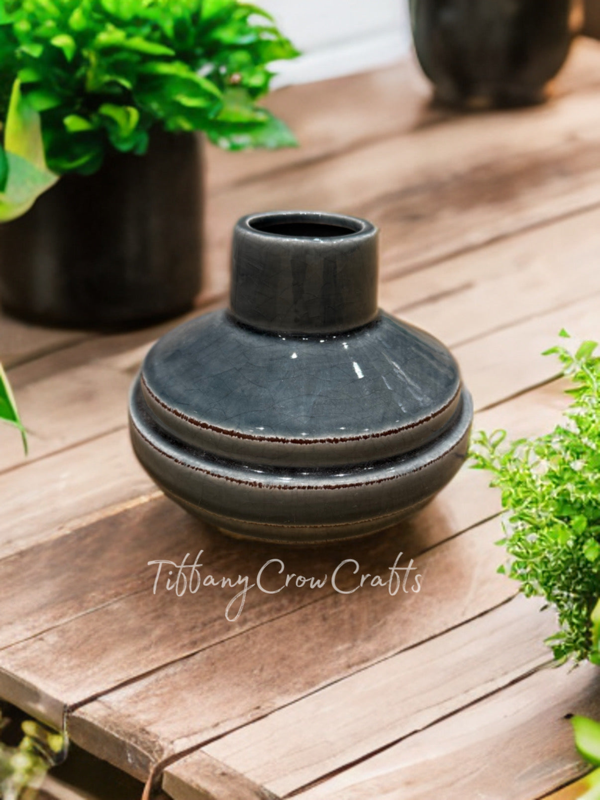 MODERN DISC BUD VASE